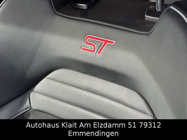 Fahrzeugabbildung Ford Focus Turnier ST B&O Soundsystem Kamera