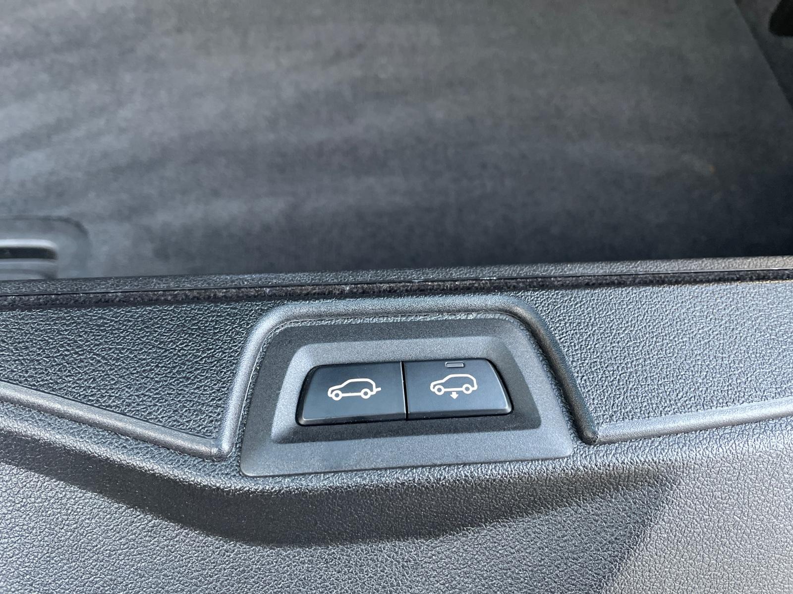 BMW X7 M50d VOLL/SKY LOUNGE/6-SITZE/ASSIST/MASSAGE