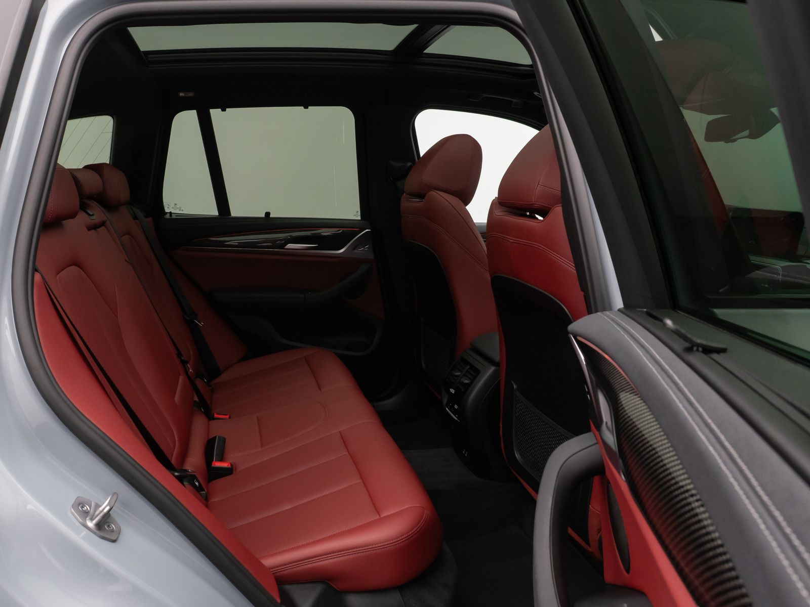 Fahrzeugabbildung BMW X3 M40d Kamera Laser Panorama HUD DAB HiFi AHK