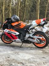 Honda CBR 1000 SC57 - HONDA SC57