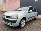 Renault Clio Dynamique 1.2 16V*1.Hand*Klima*Tüv-08.2026* - Renault Clio aus 2003: 1.2