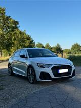 Audi A1 40 TFSI S tronic Sportback - SLINE - Audi A1: Sline