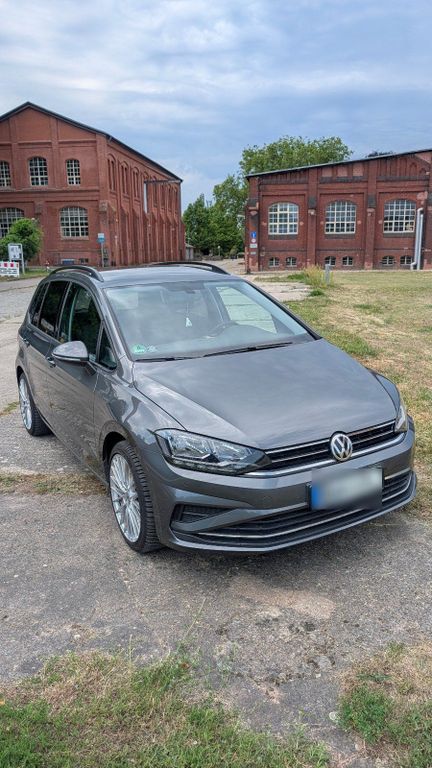 Image of Volkswagen Golf Sportsvan