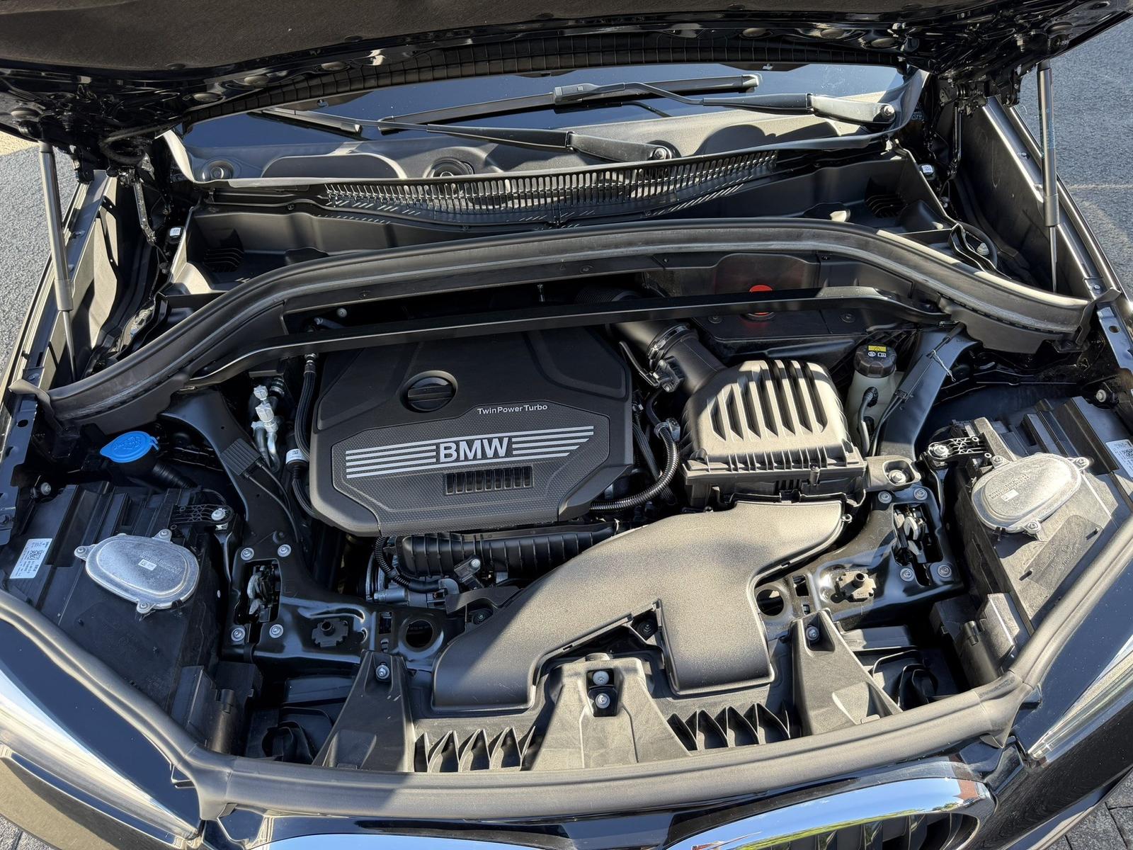 BMW X1 sDrive18i Advantage AHK Navi LED Sport SHZ PD, миниатюра 22