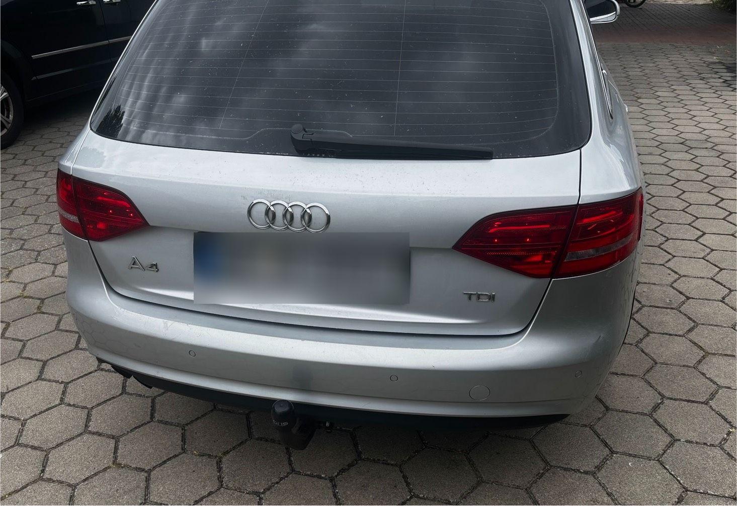 Audi A4 2012 — photo 6
