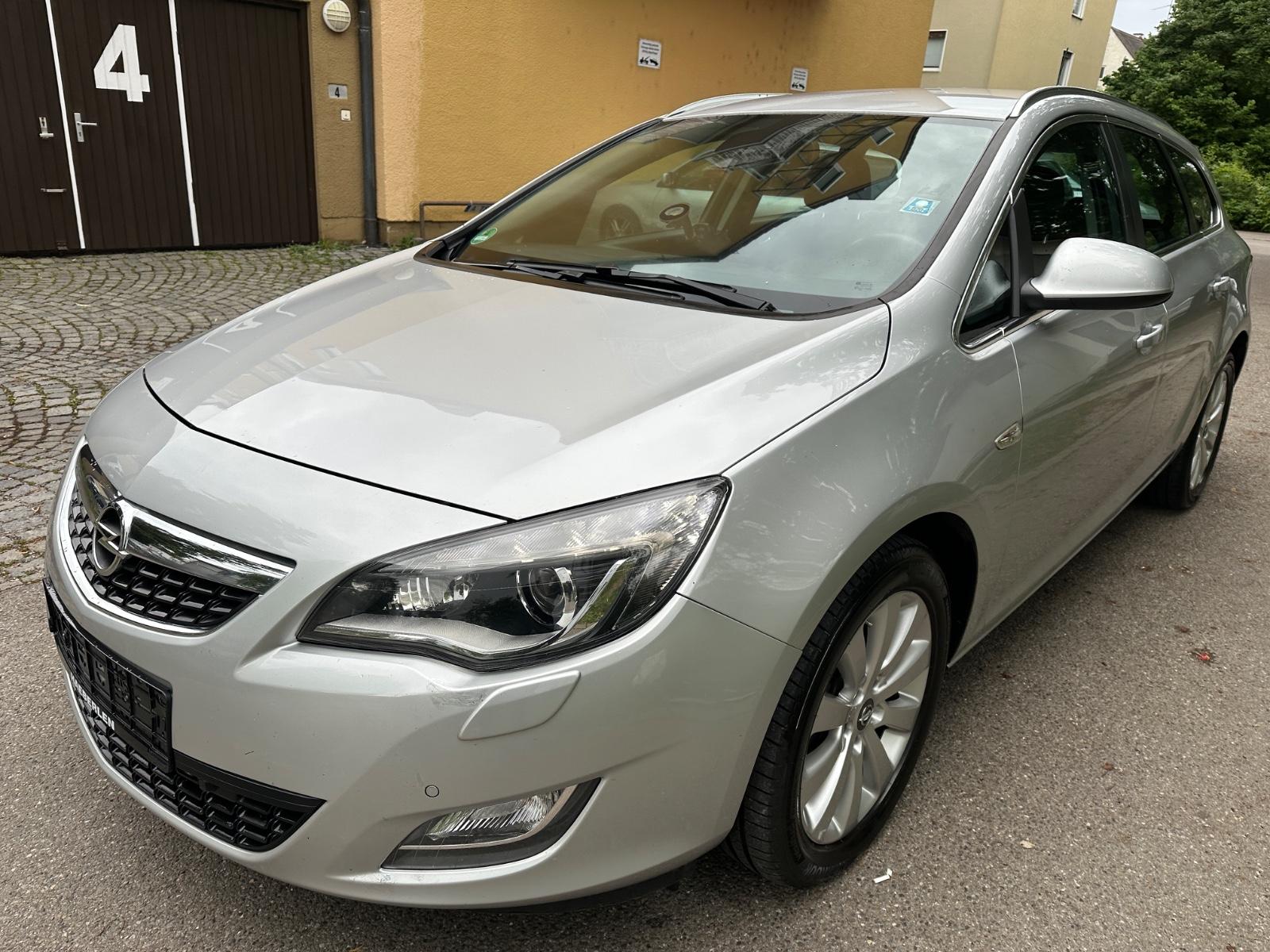 Opel Astra J Sports Tourer Innovation