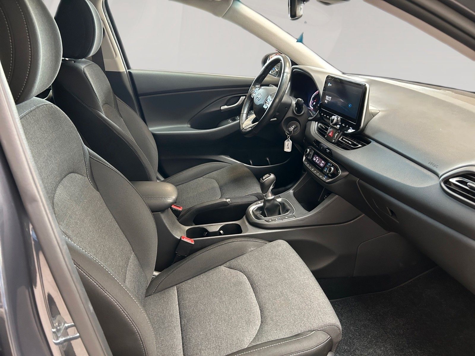 Fahrzeugabbildung Hyundai i30 FL  INTRO EDITION Panoramadach