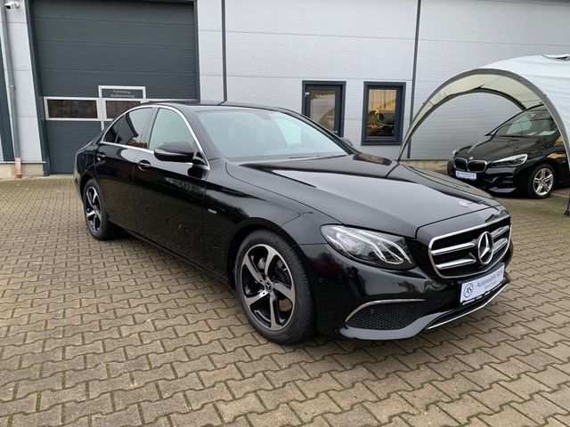 Fahrzeugabbildung Mercedes-Benz E 300 d Avantgarde+Sport & Style+AHK+Kamera+SHD
