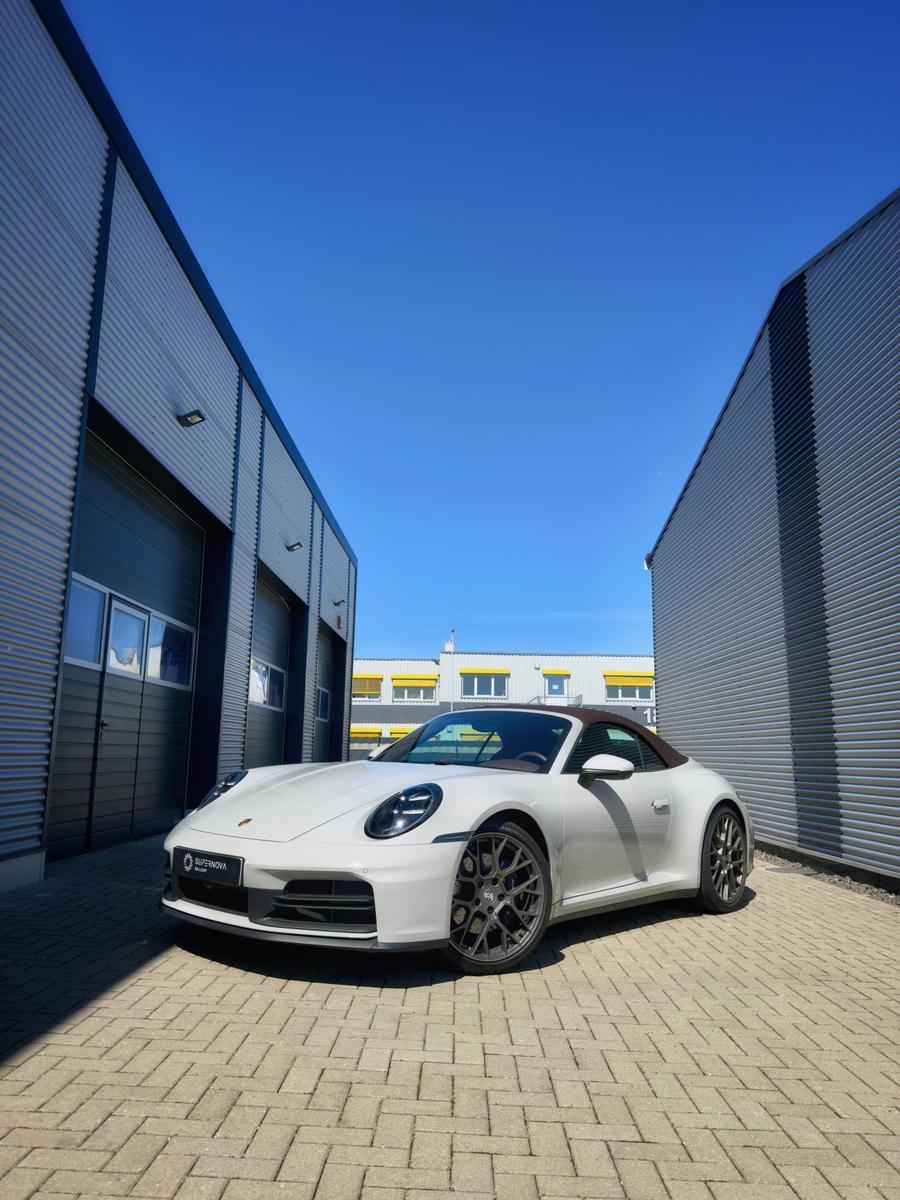 Porsche 911 Carrera Cabriolet