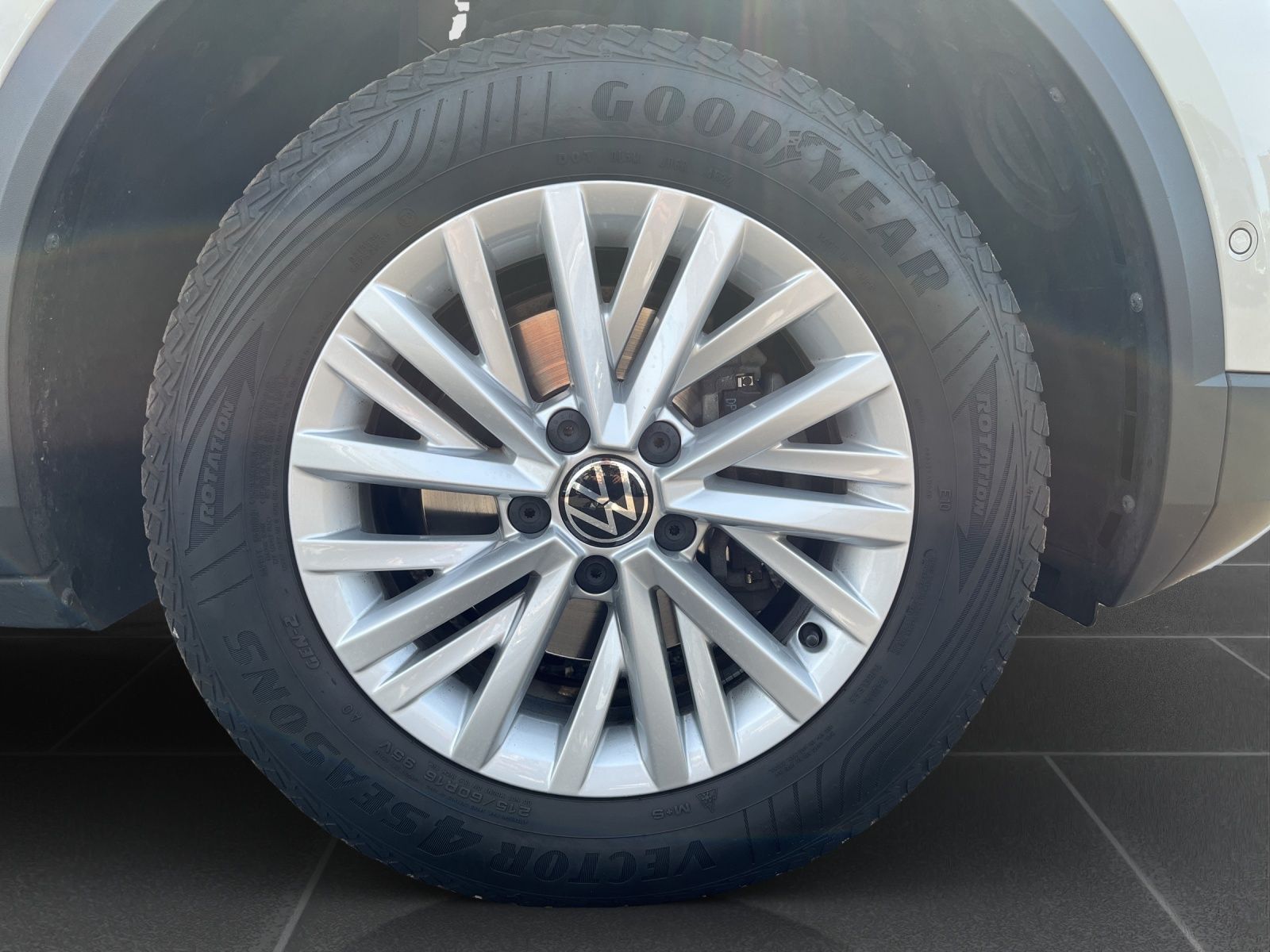 Volkswagen T-Roc - Bild 8