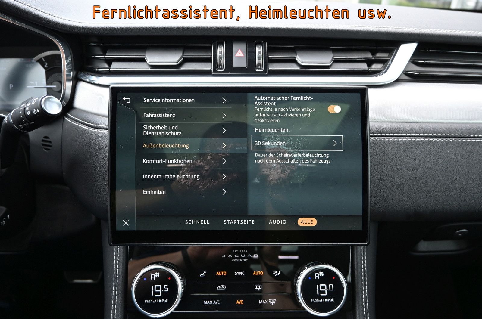 Fahrzeugabbildung Jaguar F-Pace D300 R-DYNAMIC SE AWD °ACC°AHK°HUD°PANO°