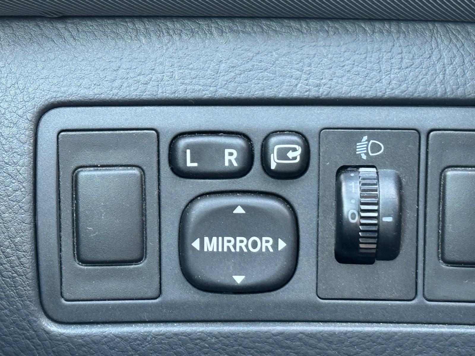 Toyota Avensis 2008 — photo 9