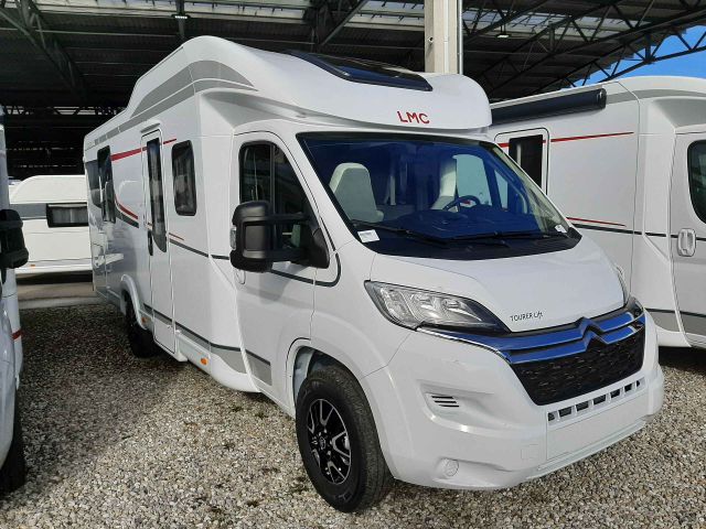 LMC Tourer H 720 Lift Tourer Paket, Rahmenfenster