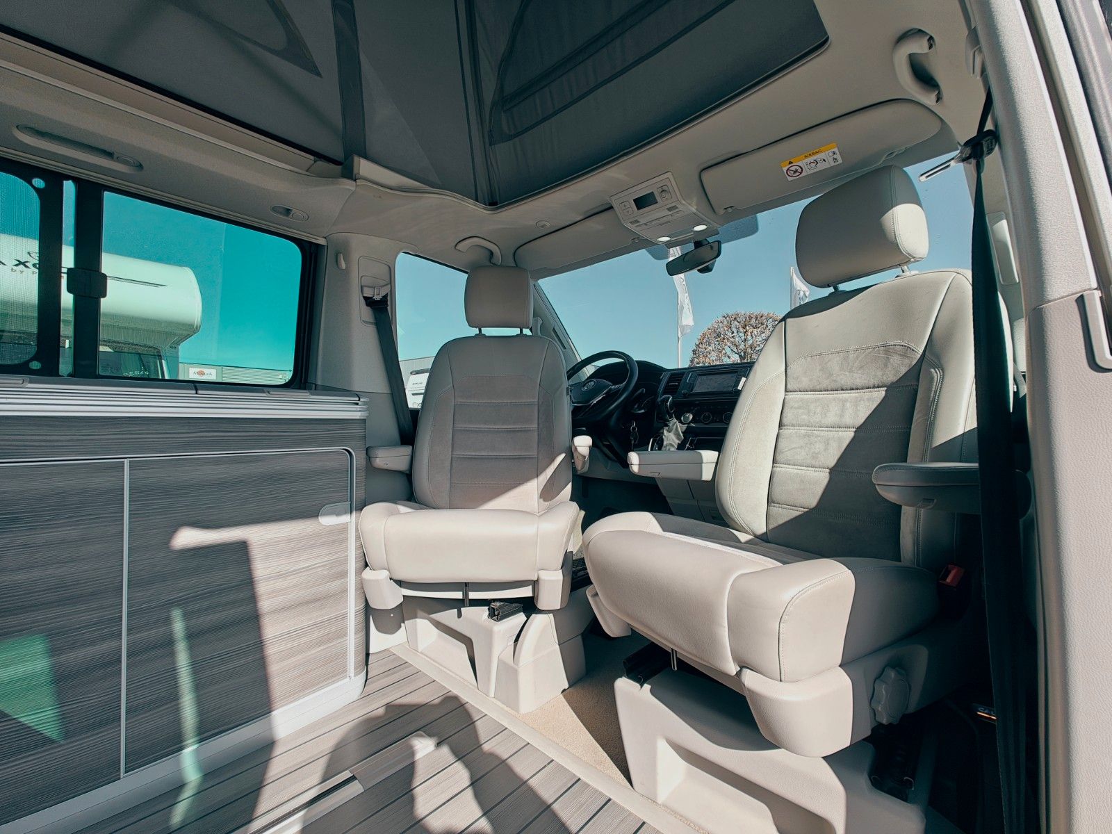 Fahrzeugabbildung Volkswagen CALIFORNIA OCEAN 4MOTION - TRAUMWAGEN!