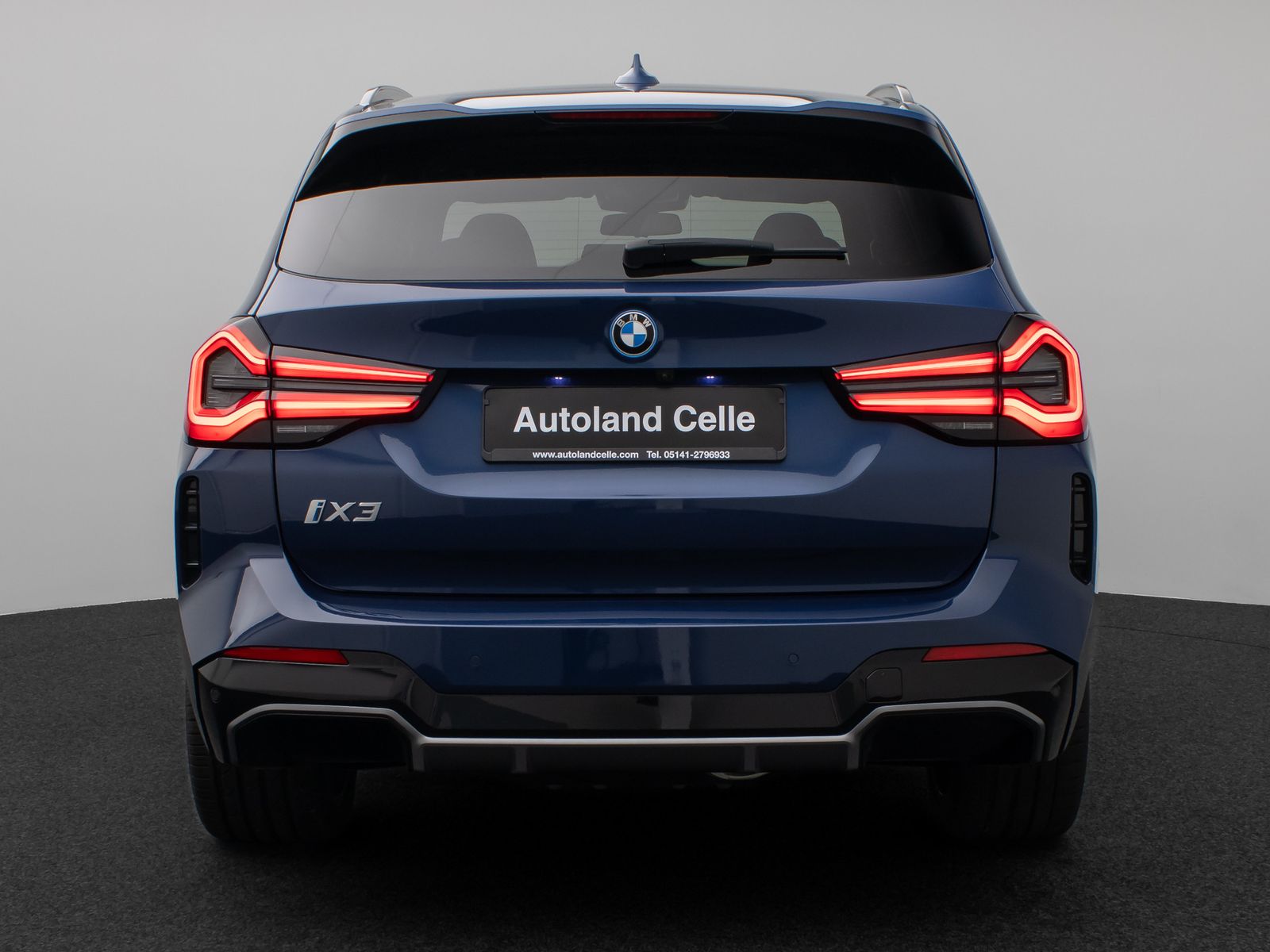 Fahrzeugabbildung BMW iX3 Impressive M Sport Panoram Laser 360°HUD H/K