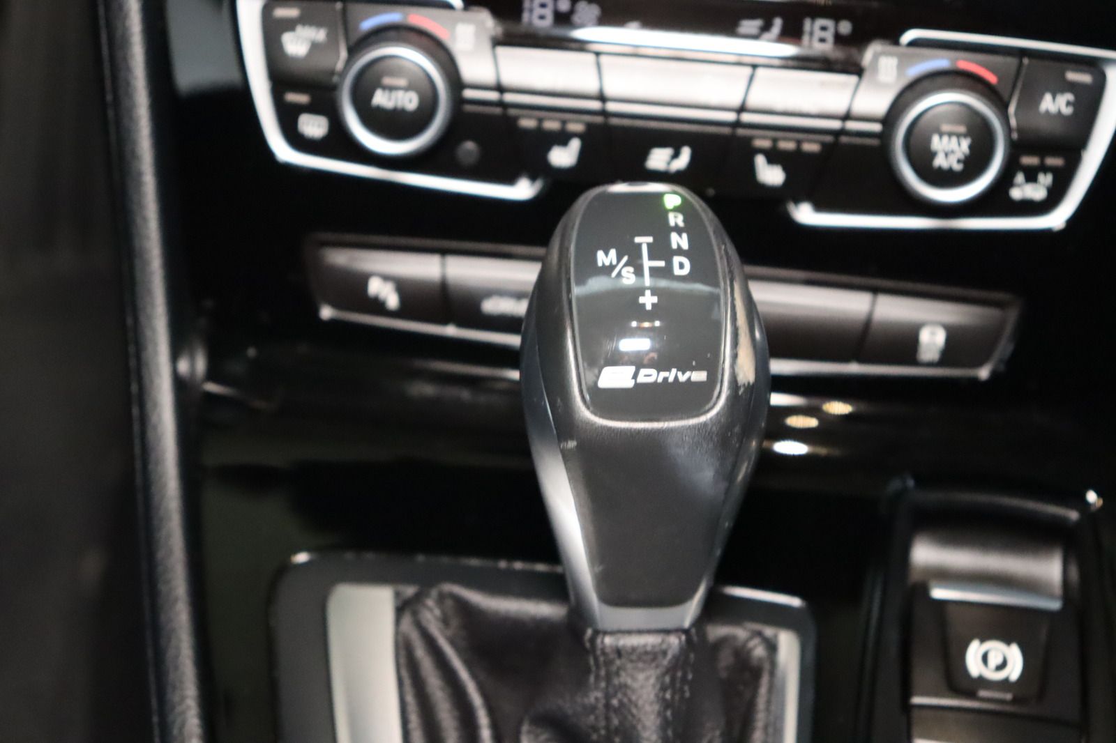 Fahrzeugabbildung BMW 225 xe i Performance Advantage Active Tourer
