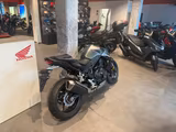 Honda CB750 Hornet 2026 Silver *sofort verfügbar* - HONDA NAKED BIKE