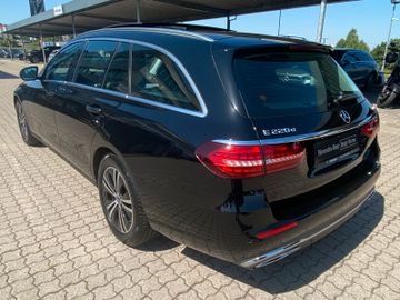 Mercedes E 220 - 9