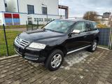 Volkswagen Touareg R5 TDI 2.5 3.5t AHK LEDER NAVI - Volkswagen Touareg mit Diesel-Antrieb: Geländewagen, 2.5