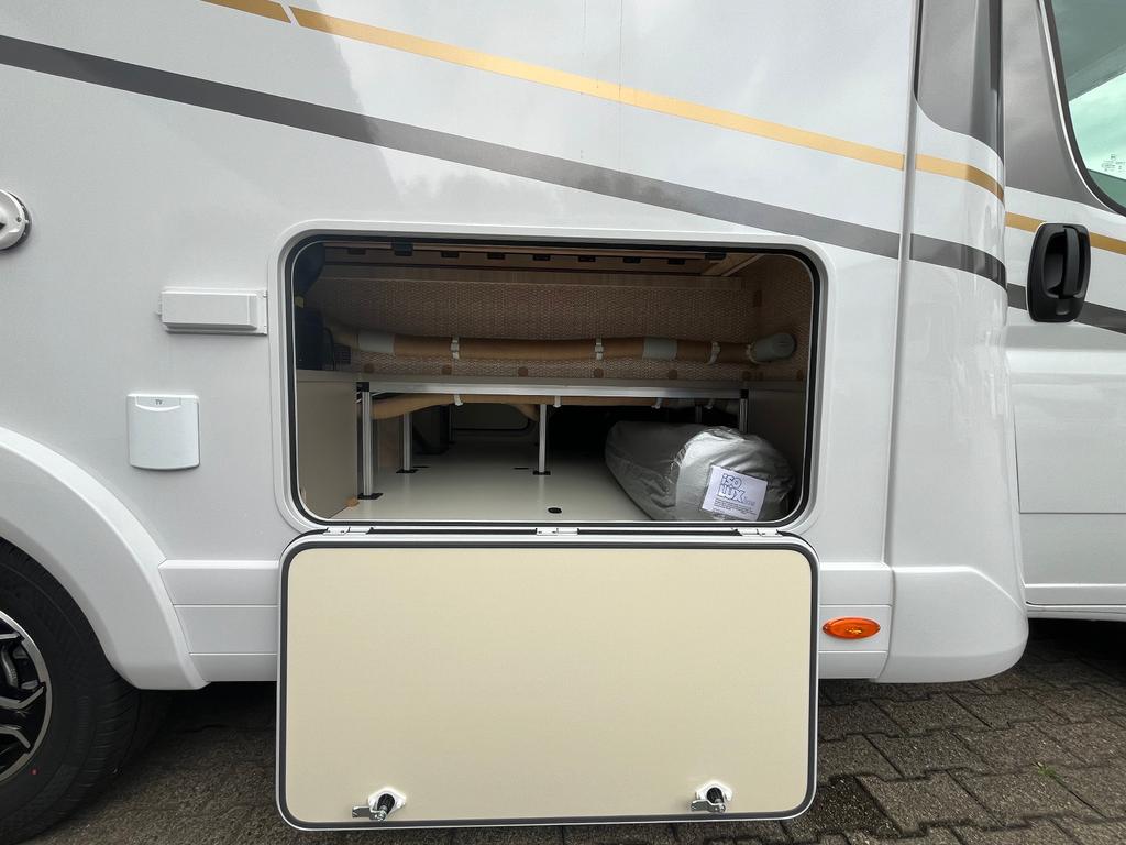 Eura Mobil Activa One 630 LS Travel Plus Automatik 8-Gang – Foto 4 von 12