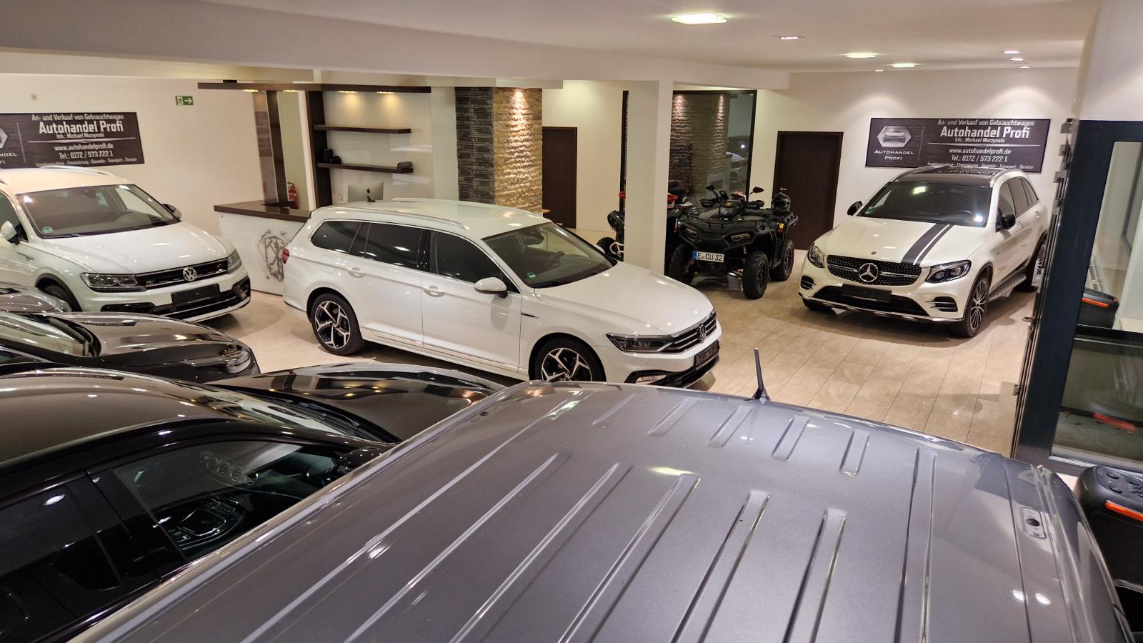 showroom-image-bottom