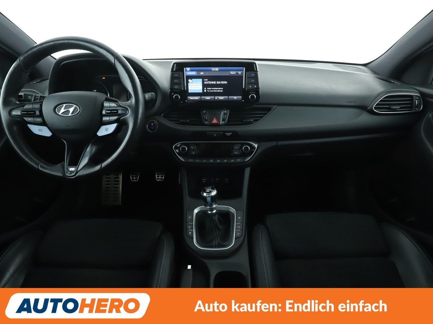 Hyundai i30 2.0 TGDI N Performance*NAVI*LED*TEMPO*PDC*
