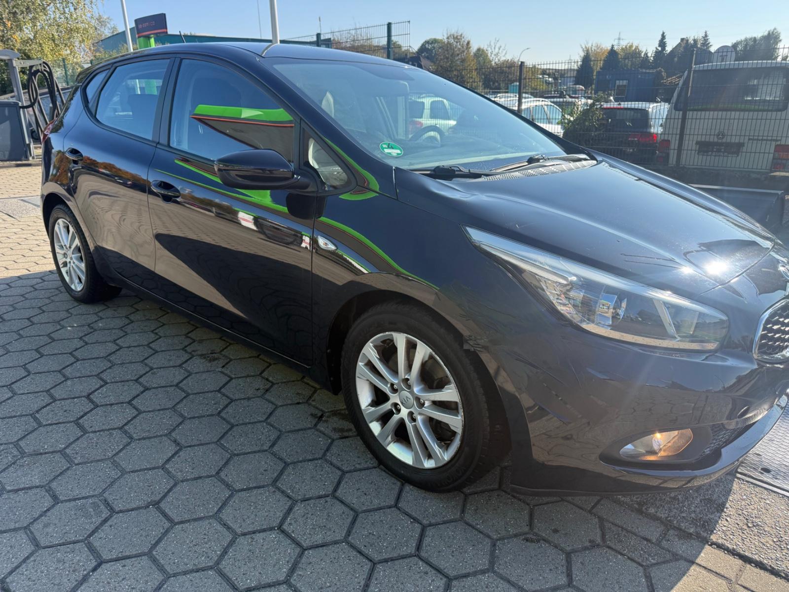 Kia Andere