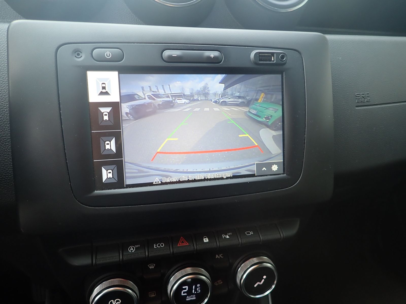 Fahrzeugabbildung Dacia Duster II Celebration TCe 100 ECO-G