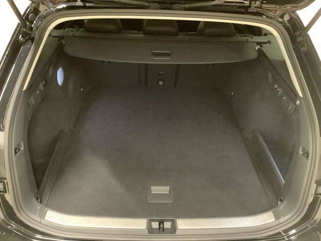 Passat Business 1,5 eTSI 110 kW DSG AZV, Massag