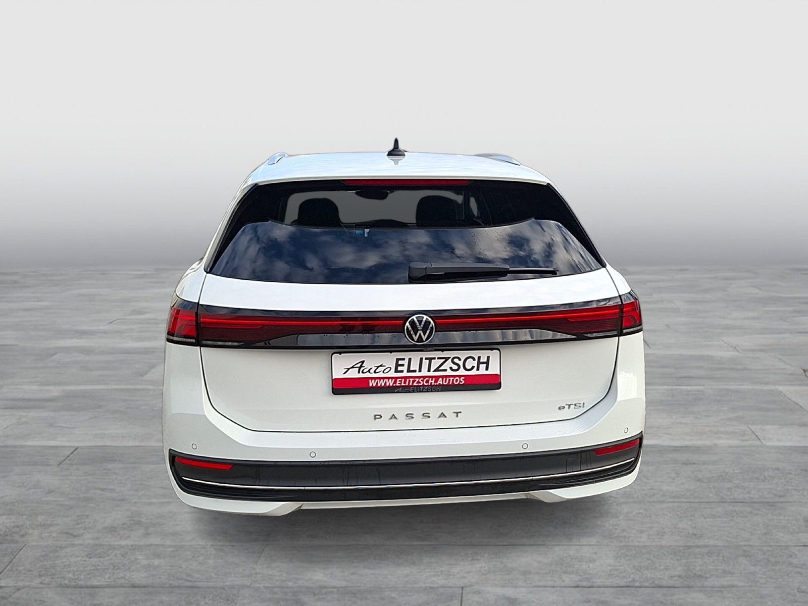 Fahrzeugabbildung Volkswagen Passat Variant eTSI Business DSG LED Navi AID AC