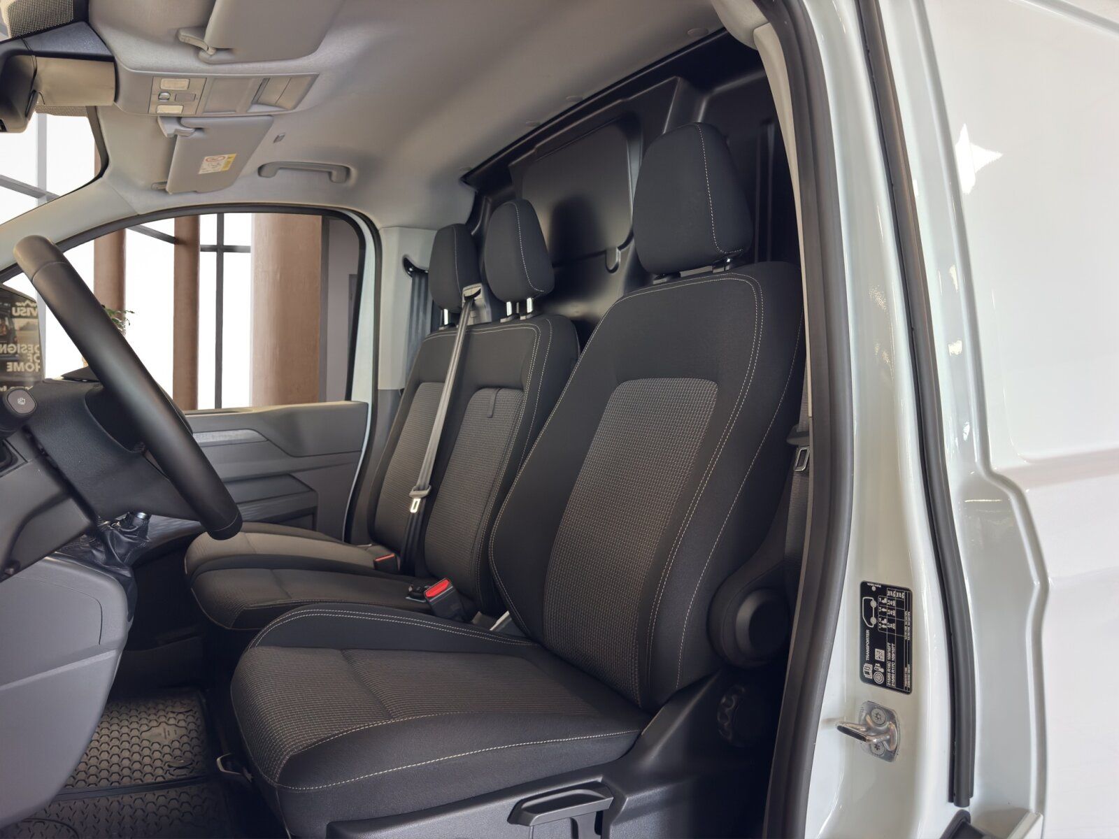 Fahrzeugabbildung Volkswagen Transporter Kasten 2.0 TDI KR 6-Gang AHK APP GJR