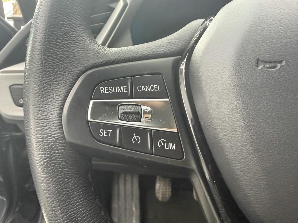 BMW 118 i Advantage, LED, Head-Up, Navi, DAB