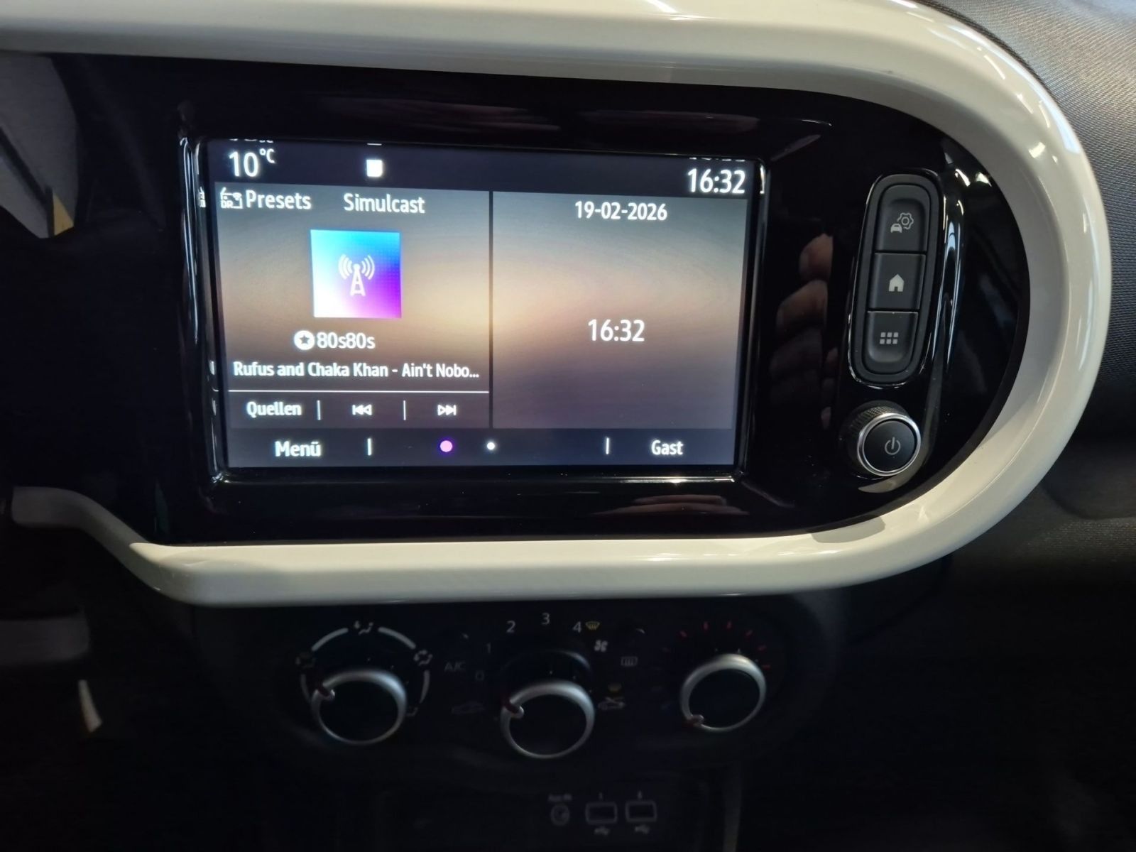 Fahrzeugabbildung Renault Twingo Limited 1.0 SCE 65