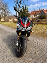 Aprilia Tuono V4 1100RR - APRILIA TUONO V4 1100