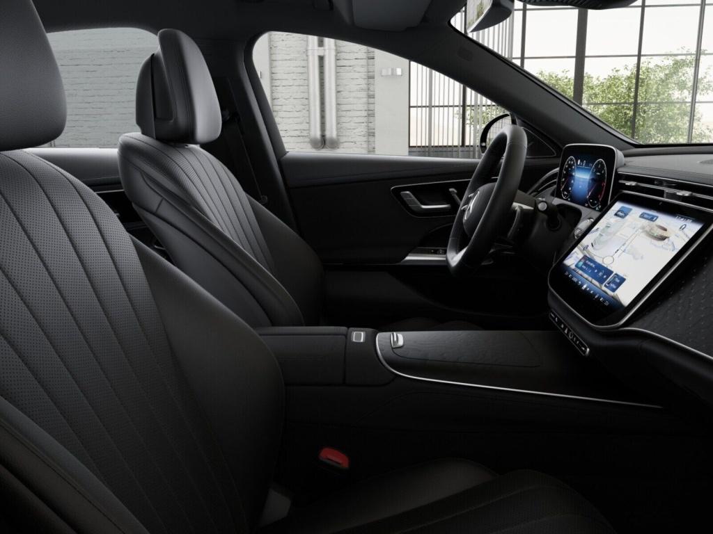 Mercedes-Benz E 220 d 4M AMG+Leder+Burm+Digital+Kam+Night