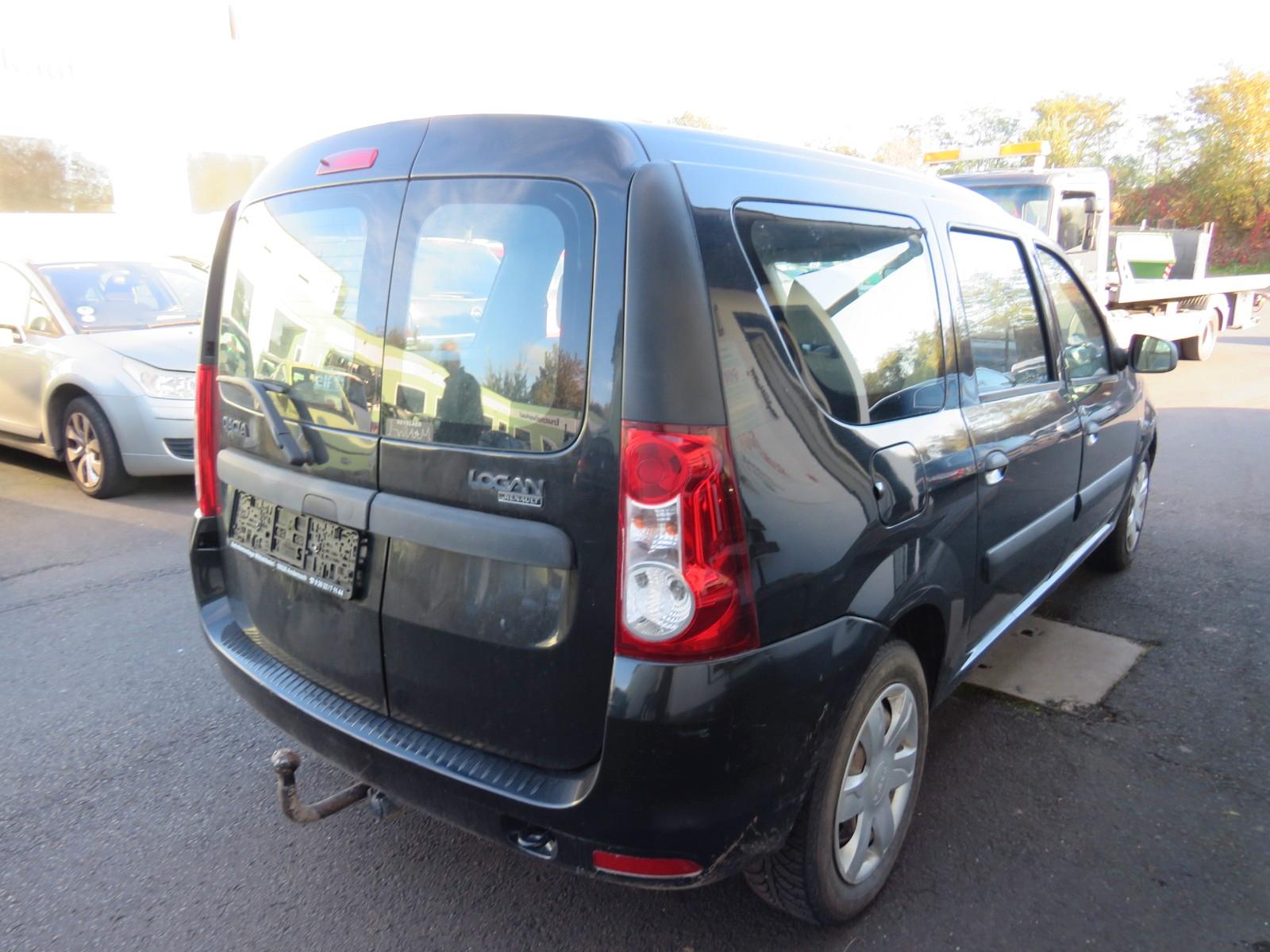 Dacia Logan 2011 — двигун 1.390 cm³, 75 HP (55kW)