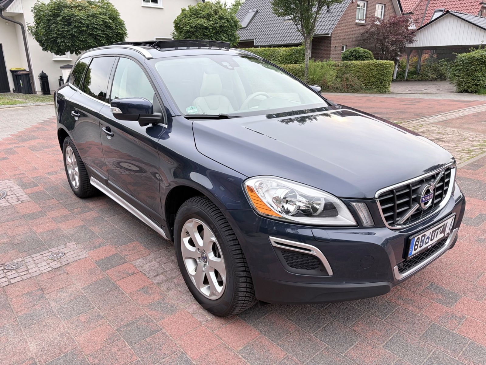 Volvo XC60 T6 AWD 3,0 Turbo Reihensechszylinder