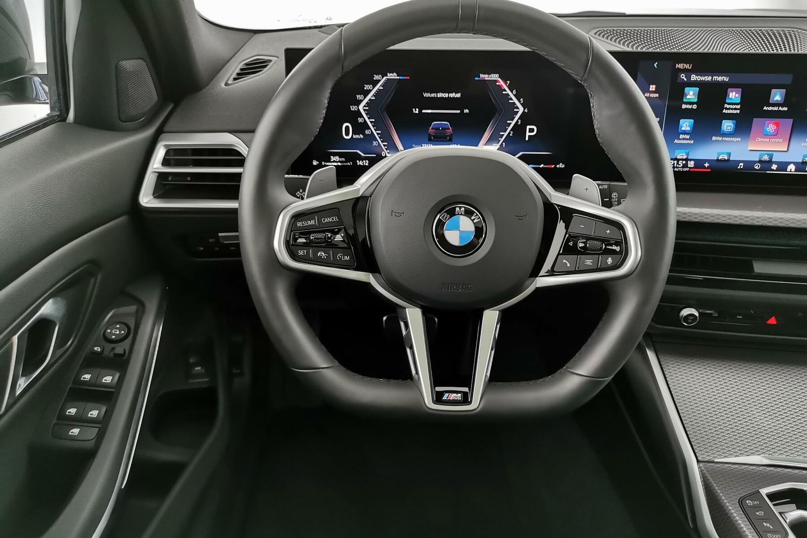 BMW 330i xDrive M Sport 360°*ACC*AHK*Pano*HUD*NAV*LM