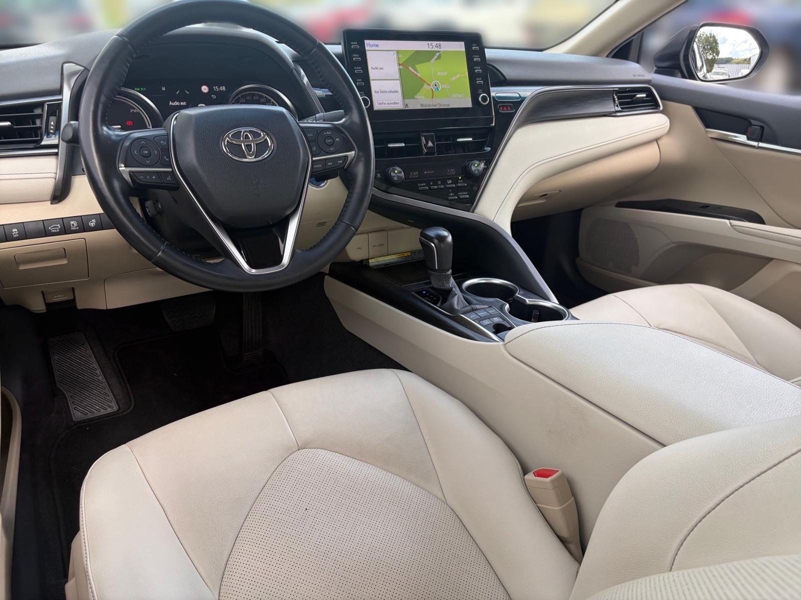 Toyota Camry 2,5 Hybrid Executive