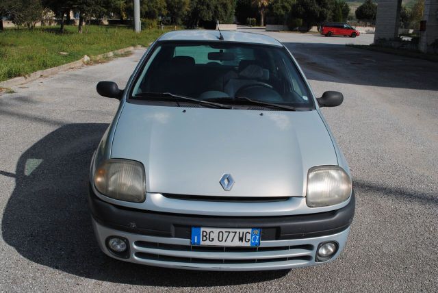 Renault Clio 1.2 cat 5 porte RT