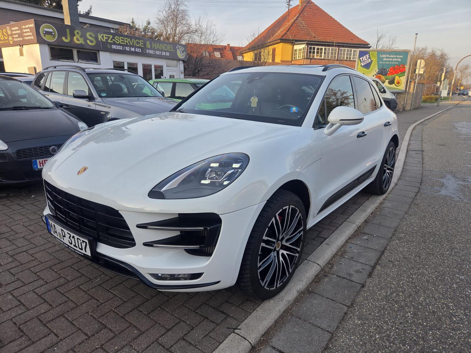 Porsche Macan Turbo