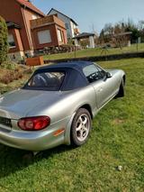 Mazda MX-5 1.6 16V 1.6 - Mazda MX-5 mit Panoramadach