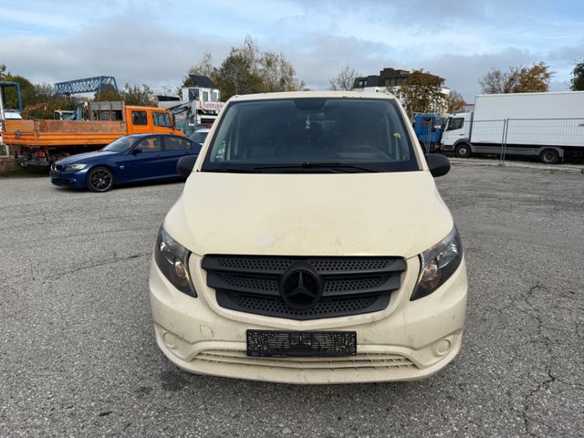 Mercedes-Benz Vito 119 CDI extrala  NEU MOTOR  TEL 01728666828