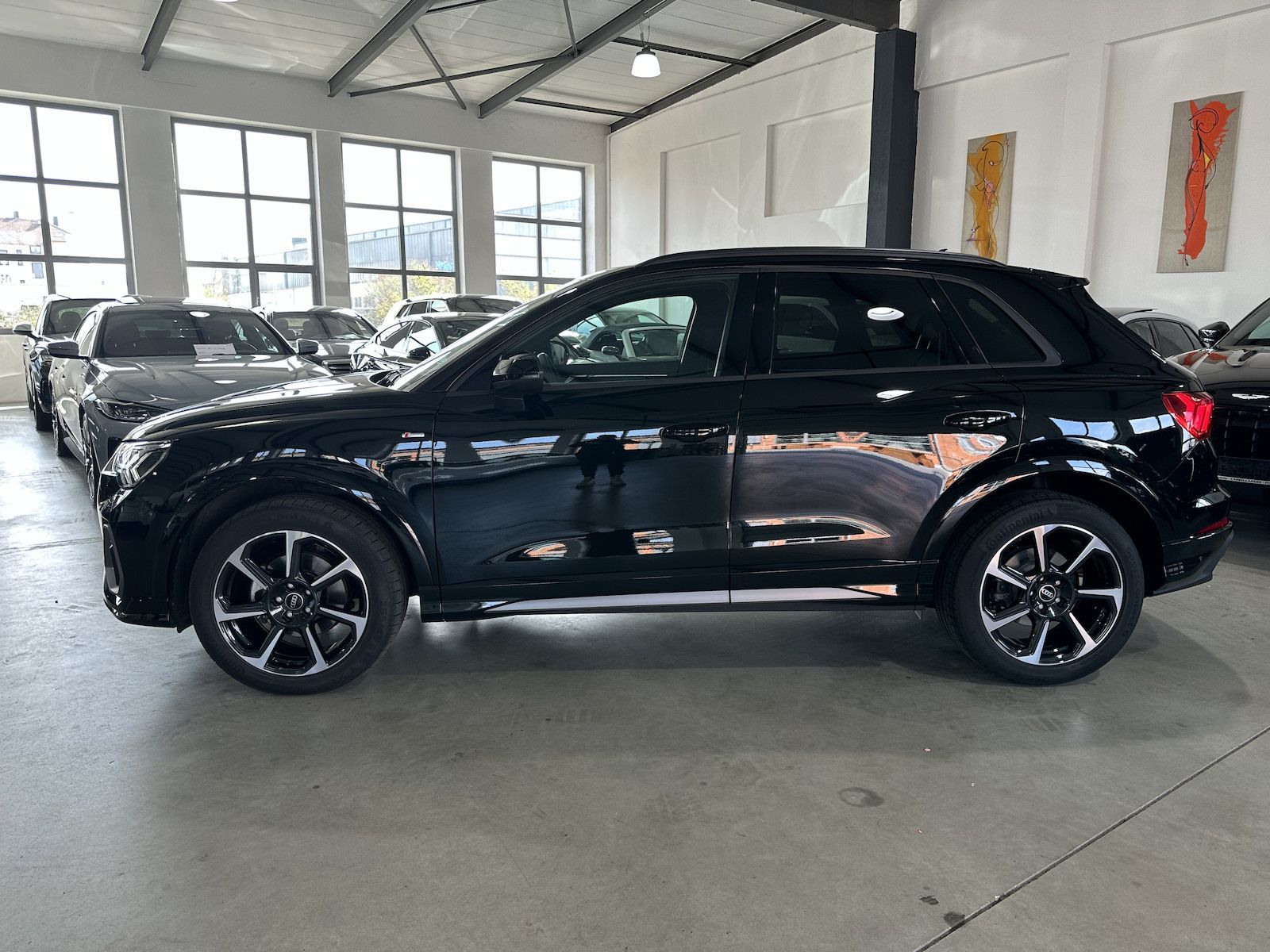Fahrzeugabbildung Audi Q3 35 TDI quatt S line/Pano/Matrix/´19/RFK/