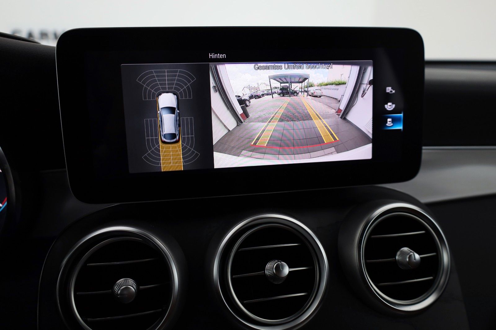 Fahrzeugabbildung Mercedes-Benz GLC 200d Coupé AMG Line Leder,Navi,LED,Night Pak