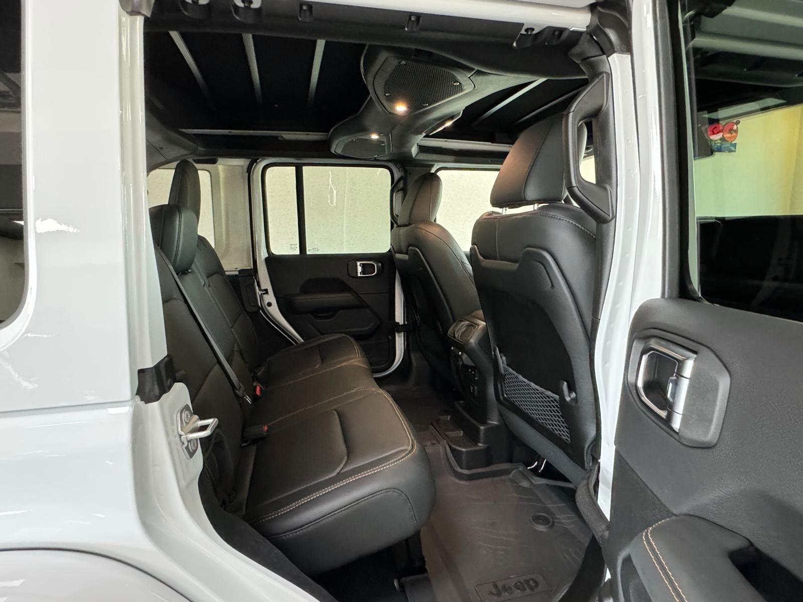 Fahrzeugabbildung Jeep 392 FINAL EDIT. 6.4L-V8 SKY ONE-WINDE-AHK 3.5To.