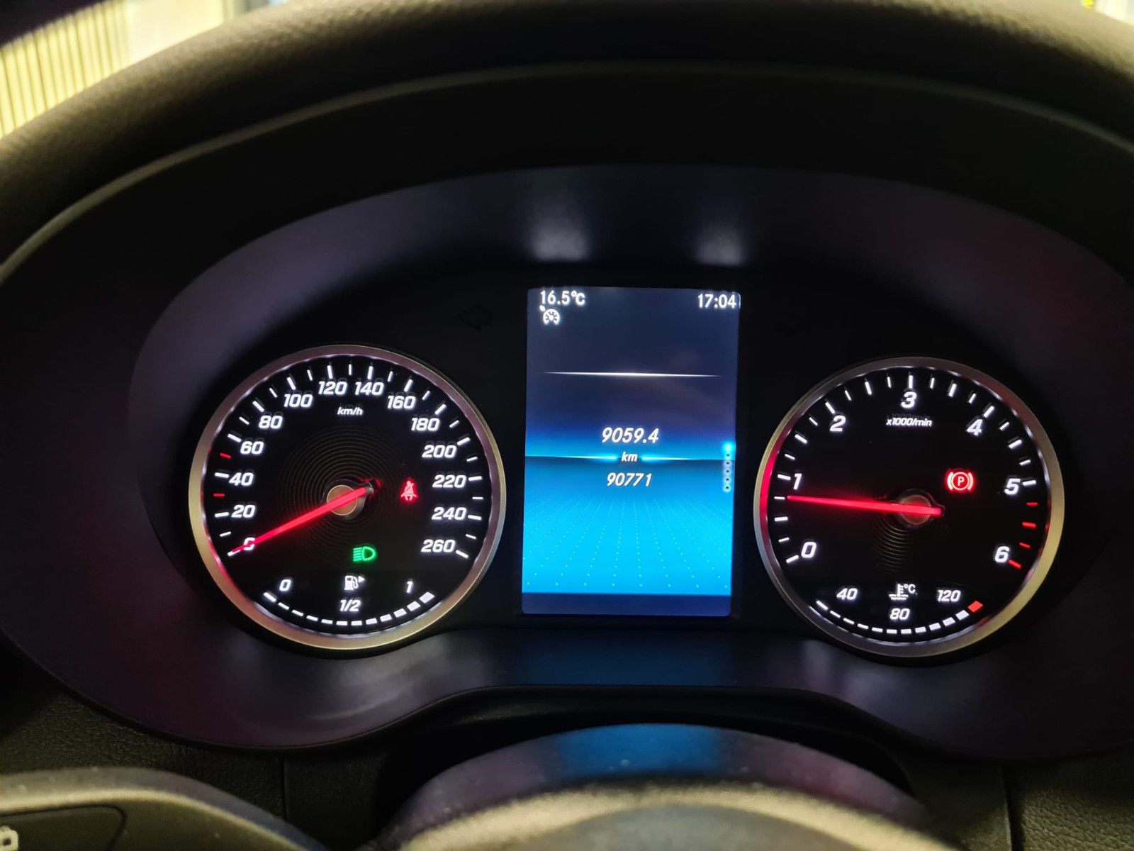 Fahrzeugabbildung Mercedes-Benz C 180d T-Modell / LED HP / GEPFLEGT /