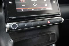 Fahrzeugabbildung Citroën C3 Aircross 1.2 FEEL NAVI/LED/SHZ/PDC/TEMP./AHK