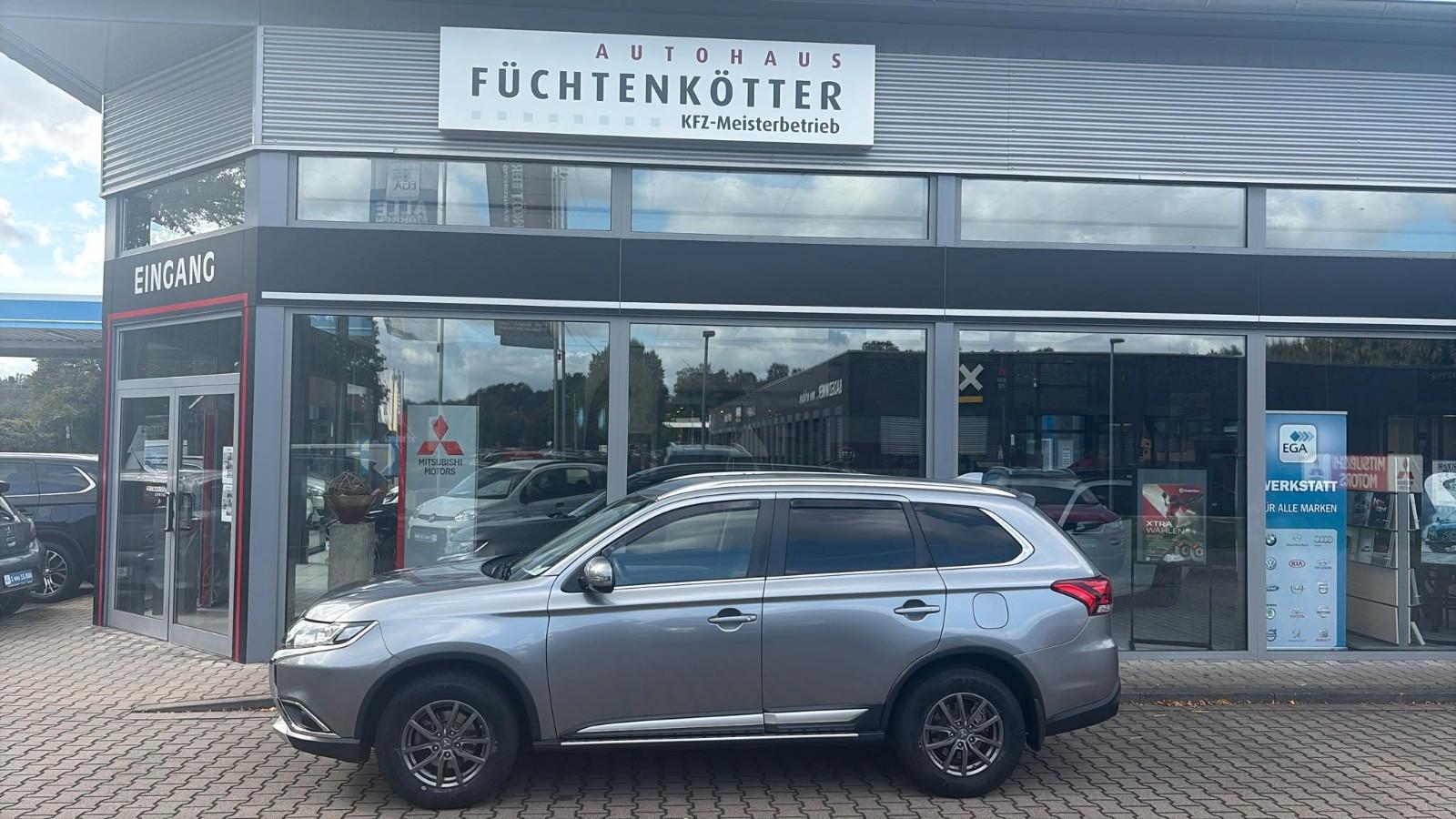 Mitsubishi Outlander Edition 100 2WD/AHK