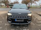 Jeep Grand Cherokee Summit 3.0 V6 184 kW Standheizung - Jeep Grand Cherokee mit Diesel-Antrieb: Standheizung